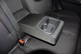 2015款马自达睿翼轿跑车2.0L手自一体精英版