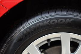 2015款马自达睿翼轿跑车2.0L手自一体精英版
