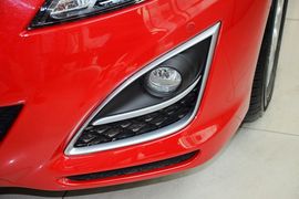 2015款马自达睿翼轿跑车2.0L手自一体精英版