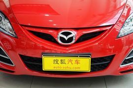 2015款马自达睿翼轿跑车2.0L手自一体精英版
