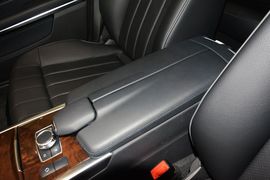2015款奔驰E200L改款