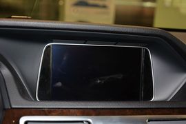 2015款奔驰E200L改款