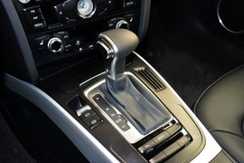2016款奥迪A4L