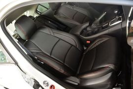 2016款马自达3Axela昂克赛拉三厢2.0L自动运动型
