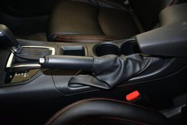 2016款马自达3Axela昂克赛拉三厢2.0L自动运动型