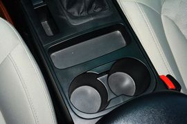 2016款奔腾X80