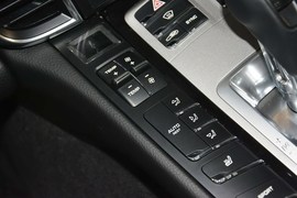 2014款保时捷Panamera