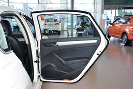 2015款大众帕萨特1.8TSI