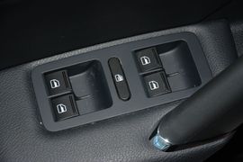 2015款大众帕萨特1.8TSI