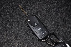 2015款大众帕萨特1.8TSI