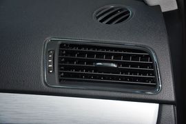 2015款大众帕萨特1.8TSI