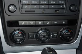 2015款大众帕萨特1.8TSI