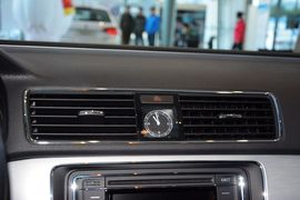 2015款大众帕萨特1.8TSI