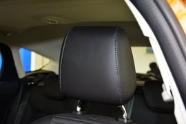 2015款福特福克斯两厢1.0L