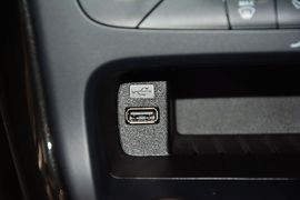 2015款福特福克斯两厢1.0L