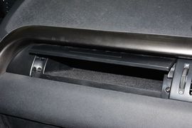 2016款奔腾X80