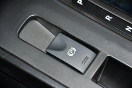 2016款奔腾X80