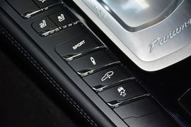 2014款保时捷Panamera