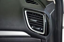 2016款马自达3Axela昂克赛拉三厢1.5L自动舒适型