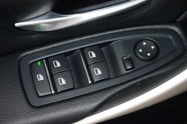 2016款宝马320Li进取型
