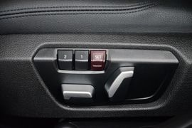 2016款宝马320Li进取型