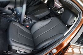 2016款宝马320Li进取型