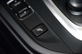 2016款宝马320Li进取型