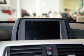 2016款宝马320Li进取型