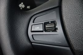 2016款宝马320Li进取型