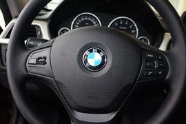 2016款宝马320Li进取型