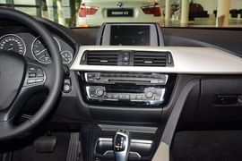 2016款宝马320Li进取型