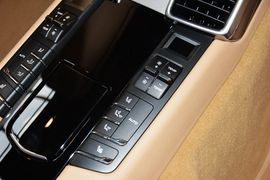 2014款保时捷Panamera