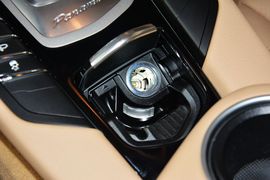 2014款保时捷Panamera