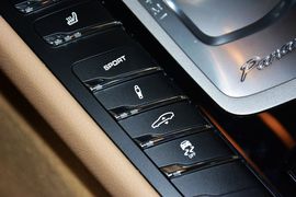 2014款保时捷Panamera