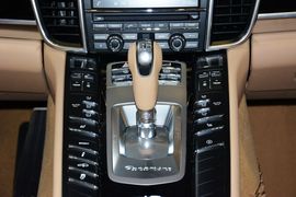 2014款保时捷Panamera