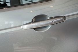 2016款奇瑞路虎发现神行2.0T