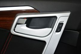 2015款吉利GX7运动版1.8L手动新精英型升级版国Ⅴ