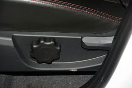 2015款吉利GX7运动版1.8L手动新精英型升级版国Ⅴ