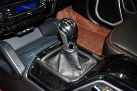 2015款吉利GX7运动版1.8L手动新精英型升级版国Ⅴ