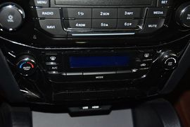2015款吉利GX7运动版1.8L手动新精英型升级版国Ⅴ