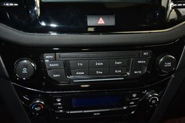 2015款吉利GX7运动版1.8L手动新精英型升级版国Ⅴ