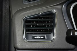 2015款吉利GX7运动版1.8L手动新精英型升级版国Ⅴ