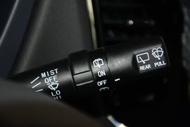 2015款吉利GX7运动版1.8L手动新精英型升级版国Ⅴ