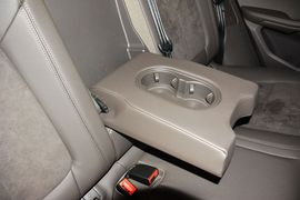 2016款保时捷Macan