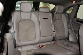 2016款保时捷Macan