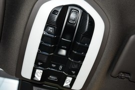 2016款保时捷Macan