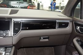 2016款保时捷Macan