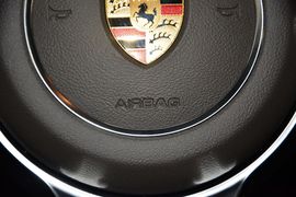 2016款保时捷Macan