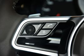 2016款保时捷Macan