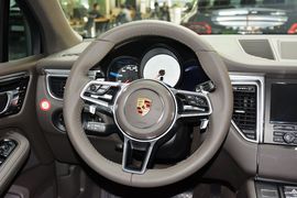 2016款保时捷Macan